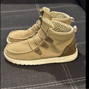 Hey Dude Lea Chestnut Ankle Boots